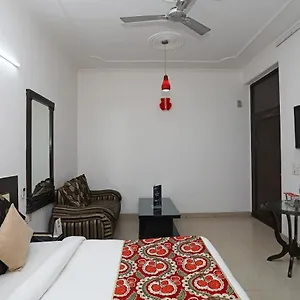 Hotel Alpine Park, Gurgaon