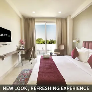 Hotel Saltstayz Select - Near Sohna Road Center, Gurgaon